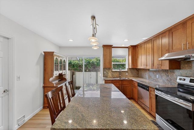 333 John Street, Santa Cruz, CA 95060