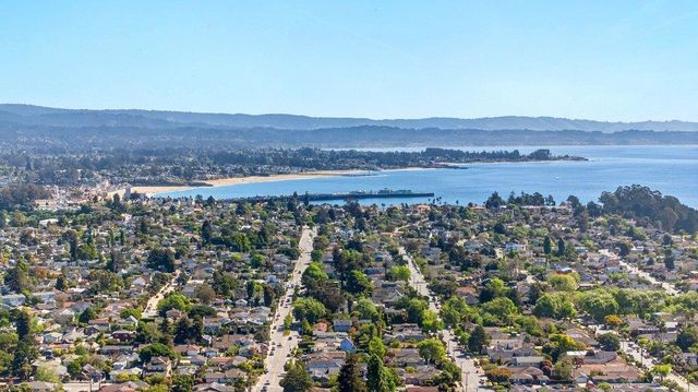 333 John Street, Santa Cruz, CA 95060