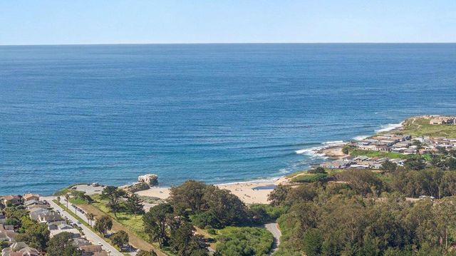 333 John Street, Santa Cruz, CA 95060