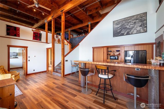 1822 Seacrest Drive, Lummi Island, WA 98262