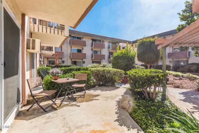 5585 E Pacific Coast Highway 132, Long Beach, CA 90804