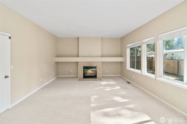 8412 165th Street Ct E, Puyallup, WA 98375