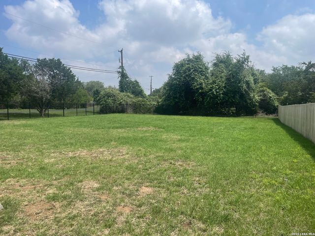 26334 Dancing Bear, San Antonio, TX 78260