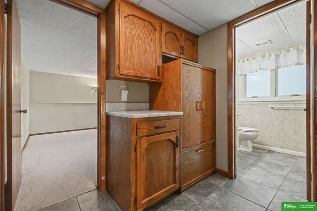 2012 Park Place Drive, Fremont, NE 68025