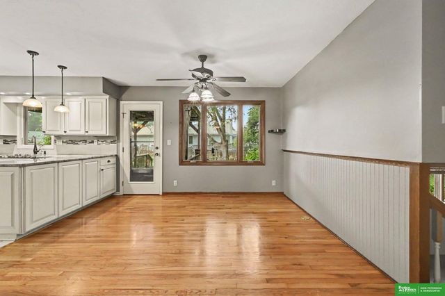 2012 Park Place Drive, Fremont, NE 68025