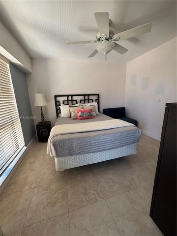 77 Crandon Blvd 9E, Key Biscayne, FL 33149