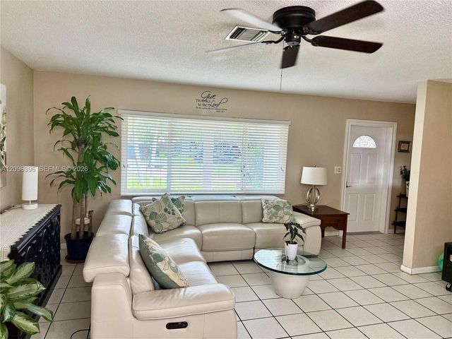 6110 SW 95th Court, Miami, FL 33173