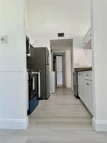 10450 SW 157th Ct 208, Miami, FL 33196