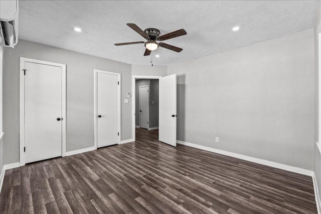 6410 Heron Drive, Houston, TX 77087