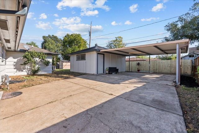 6410 Heron Drive, Houston, TX 77087