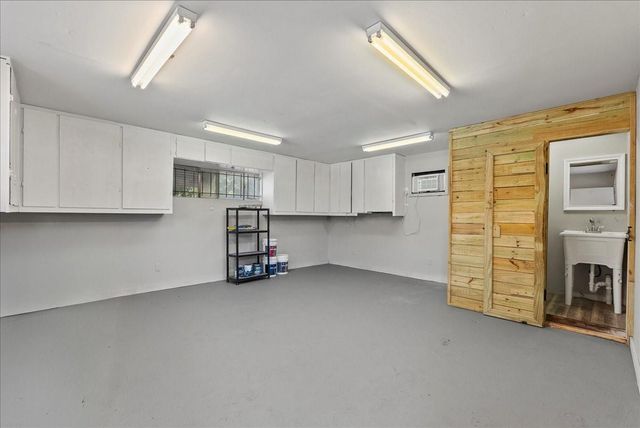 6410 Heron Drive, Houston, TX 77087