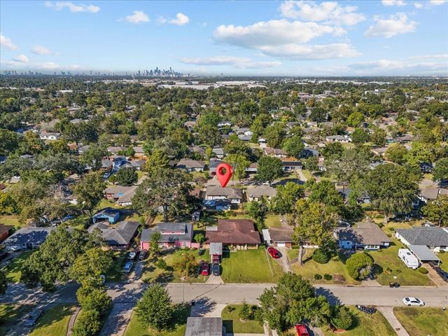 6410 Heron Drive, Houston, TX 77087