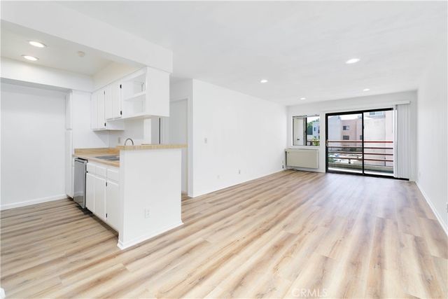 1119 Albany Street 226, Los Angeles, CA 90015