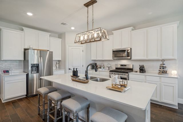 10121 Table Bluff Street, Aubrey, TX 76227