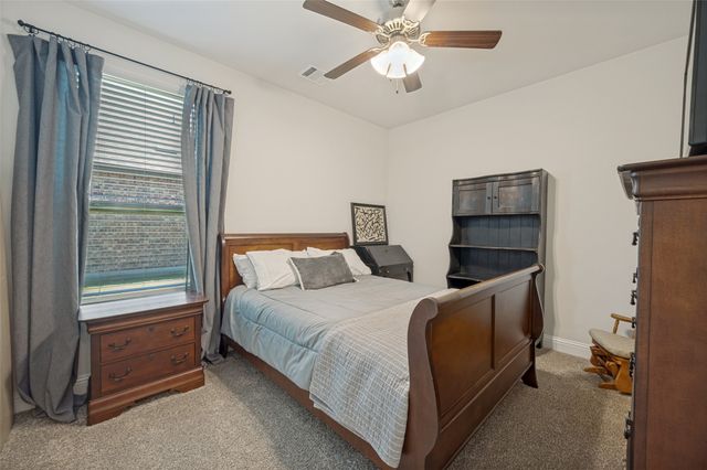 10121 Table Bluff Street, Aubrey, TX 76227