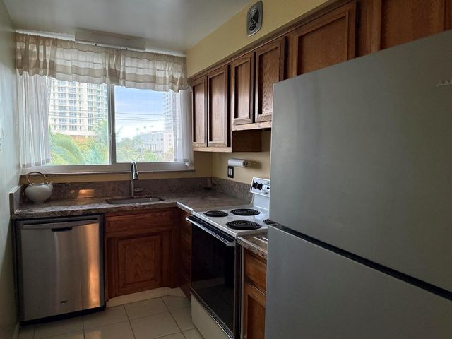 524 Orton Avenue 403, Fort Lauderdale, FL 33304