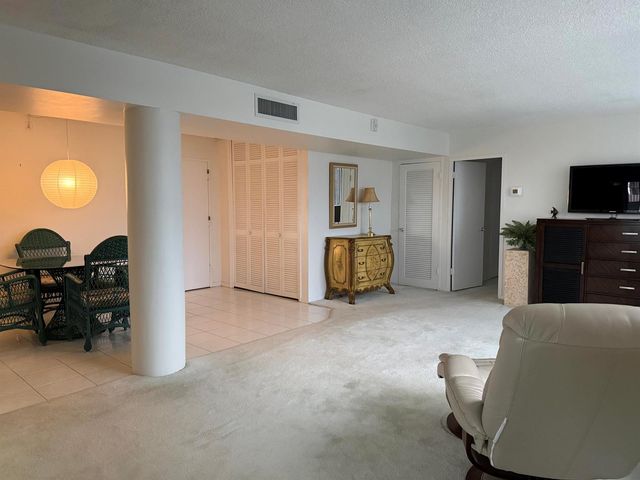 524 Orton Avenue 403, Fort Lauderdale, FL 33304