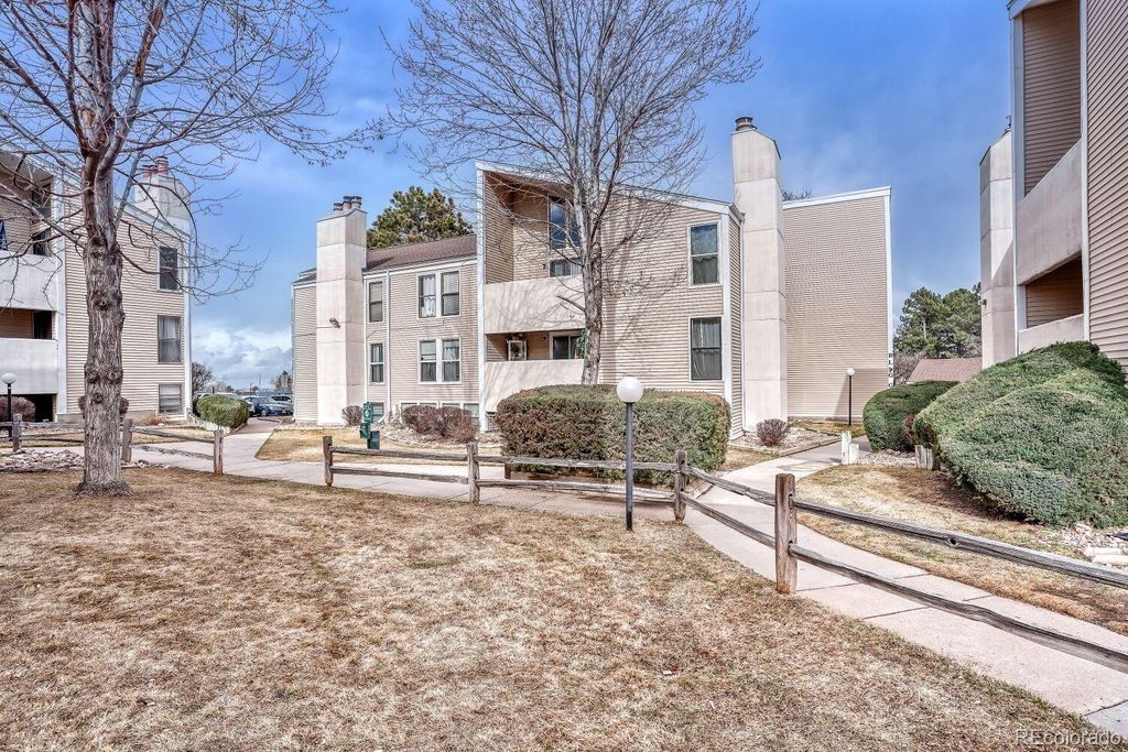 15252 E Hampden Circle G2, Aurora, CO 80014