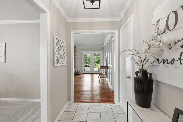 1000 Bert Drive, Arlington, TX 76012