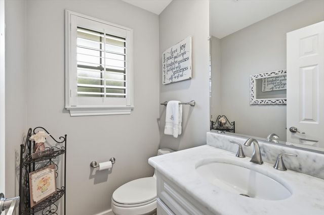 1000 Bert Drive, Arlington, TX 76012