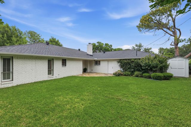 1000 Bert Drive, Arlington, TX 76012