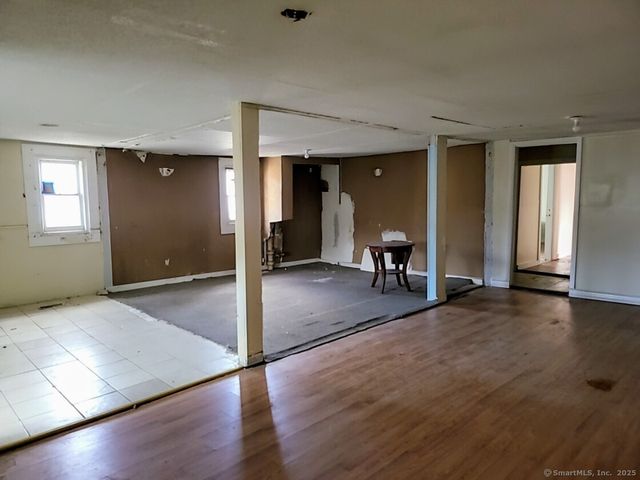 42 Madison Street, Hartford, CT 06106