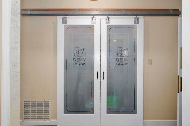 3060 W Ellison Drive, Springfield, MO 65810