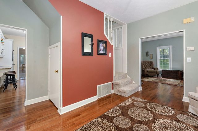 3060 W Ellison Drive, Springfield, MO 65810