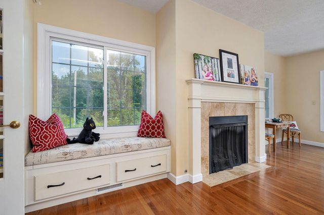 3060 W Ellison Drive, Springfield, MO 65810