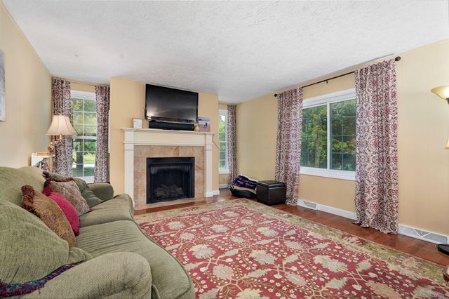 3060 W Ellison Drive, Springfield, MO 65810