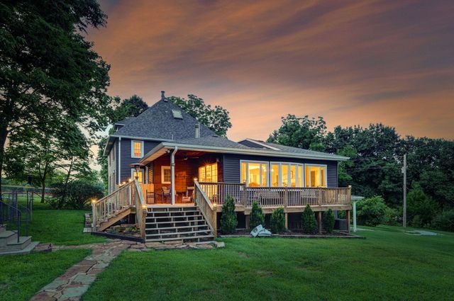 3060 W Ellison Drive, Springfield, MO 65810