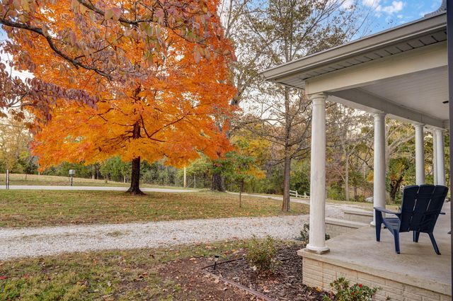 3060 W Ellison Drive, Springfield, MO 65810