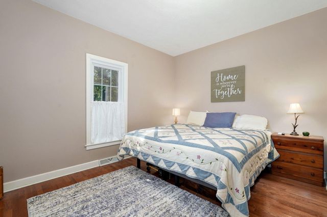 3060 W Ellison Drive, Springfield, MO 65810