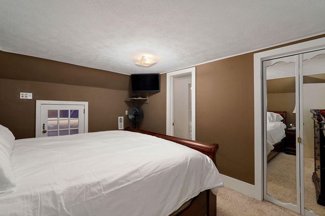 3060 W Ellison Drive, Springfield, MO 65810