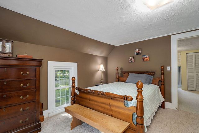 3060 W Ellison Drive, Springfield, MO 65810