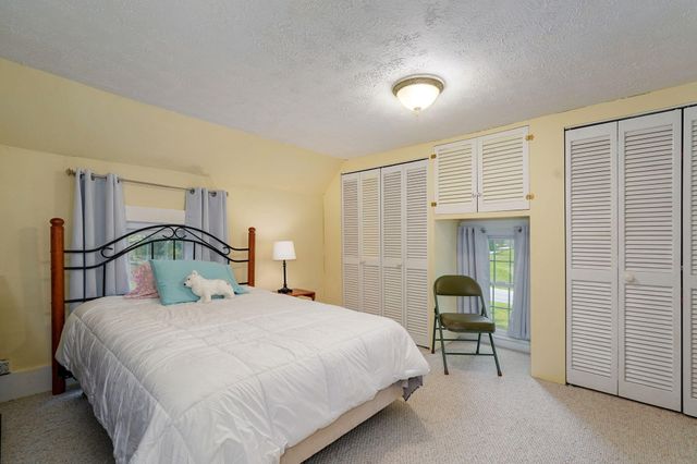 3060 W Ellison Drive, Springfield, MO 65810