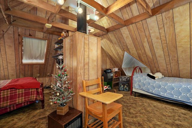 3060 W Ellison Drive, Springfield, MO 65810