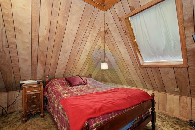 3060 W Ellison Drive, Springfield, MO 65810