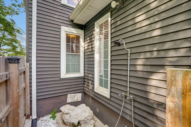 3060 W Ellison Drive, Springfield, MO 65810