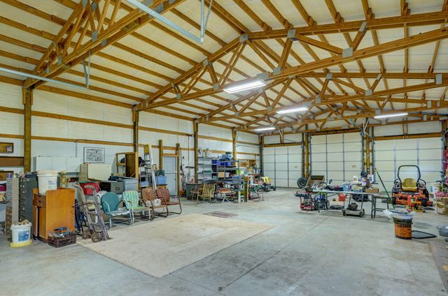 3060 W Ellison Drive, Springfield, MO 65810