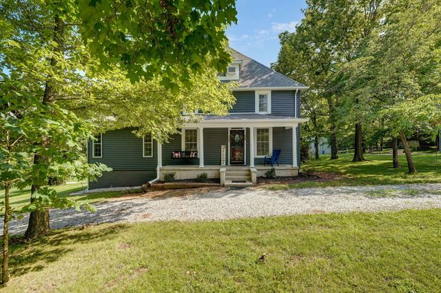 3060 W Ellison Drive, Springfield, MO 65810