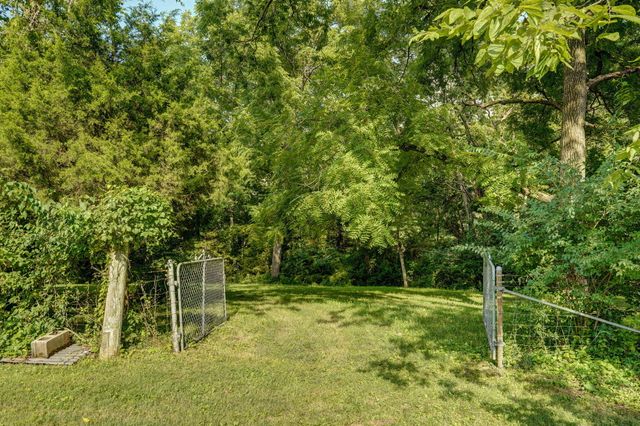 3060 W Ellison Drive, Springfield, MO 65810