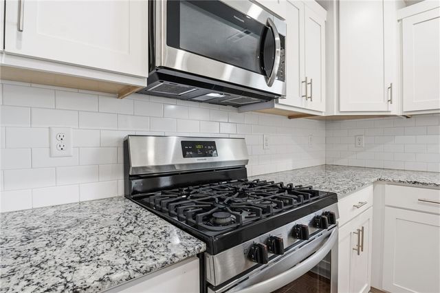 307 Phyllis Farm Road, Prairie Grove, AR 72753