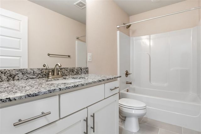 307 Phyllis Farm Road, Prairie Grove, AR 72753