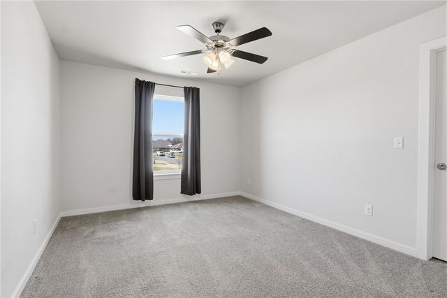 307 Phyllis Farm Road, Prairie Grove, AR 72753