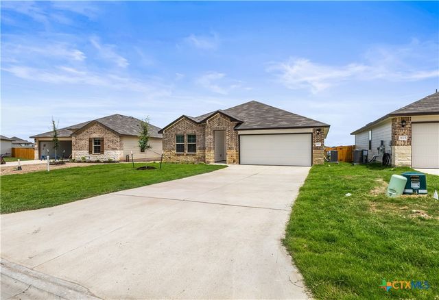 921 Coyote Creek, Temple, TX 76502