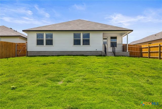 921 Coyote Creek, Temple, TX 76502