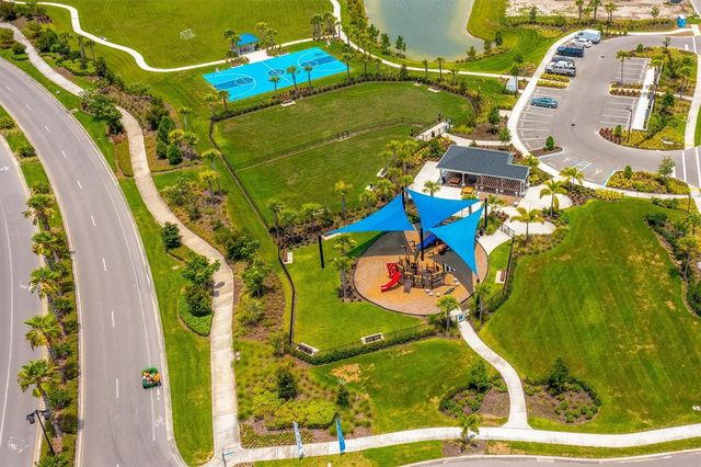 5718 LOS ROBLES COURT, Palmetto, FL 34221