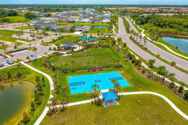 5718 LOS ROBLES COURT, Palmetto, FL 34221