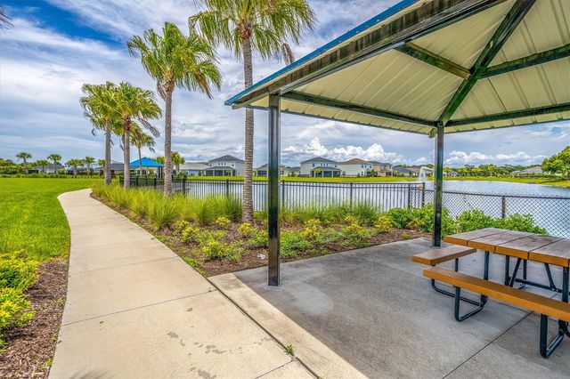 5718 LOS ROBLES COURT, Palmetto, FL 34221